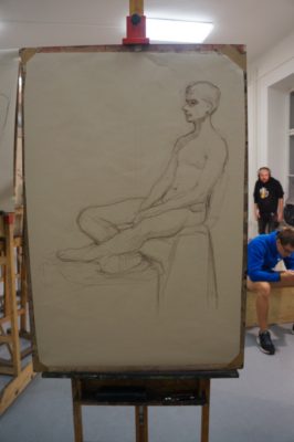 Petr Mucha - večerní kreslení - Sedící chlapec